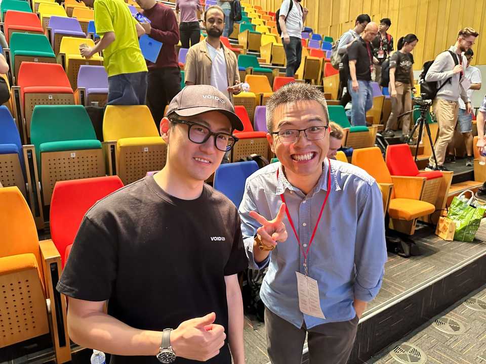 Trung Vo with Evan You after his talk at CityJS Singapore 2026